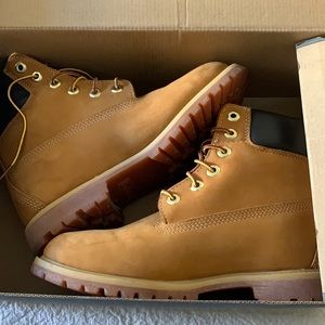 Women’s Timberland Shoes. Worn Once! Brand new